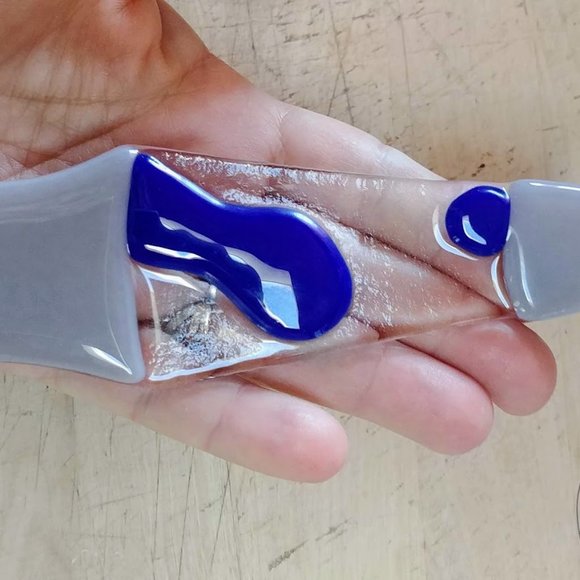 Handmade Fused Glass Blue/Grey Lava Lamp Suncatcher - Picture 7 of 8